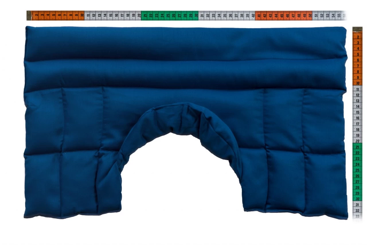 Schulter & Nackenkissen Mit Kragen, Bio-Stoff Enzianblau – Bild 3