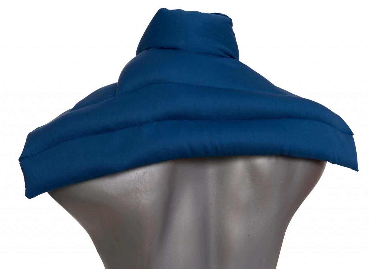 Schulter & Nackenkissen Mit Kragen, Bio-Stoff Enzianblau – Bild 2